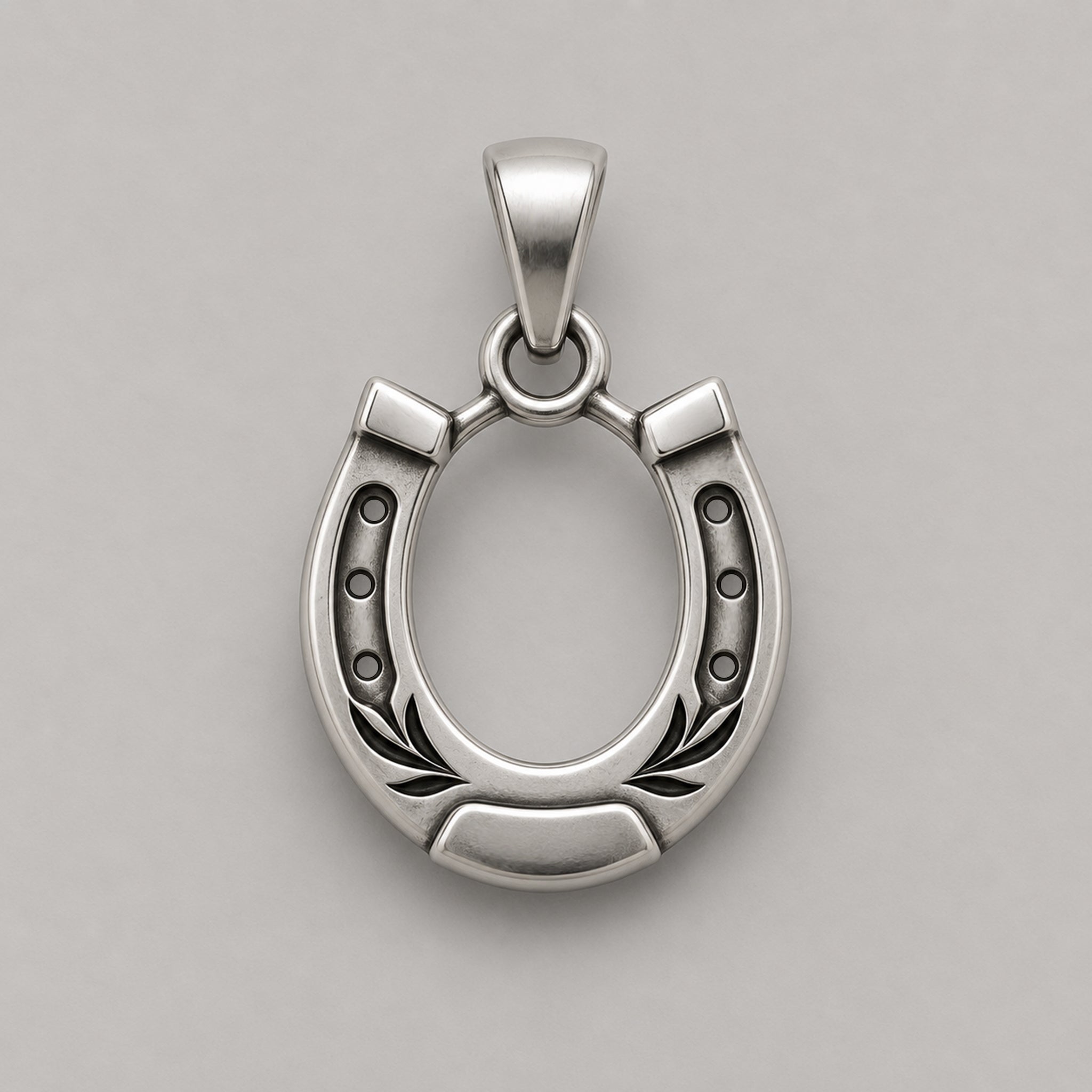 THE LUCKY HORSESHOE PENDANT – STERLING SILVER