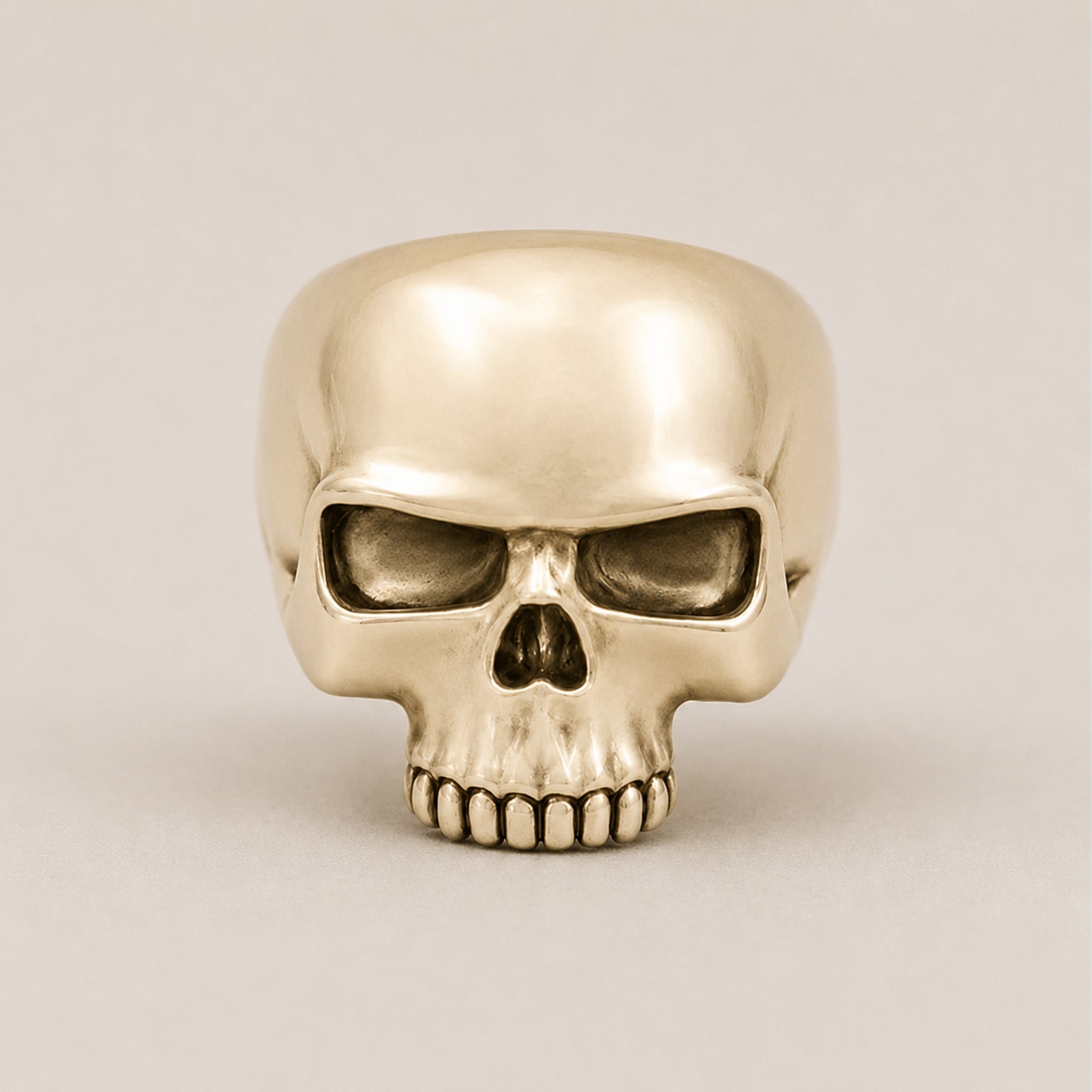 Ántrax Skull Ring – Handcrafted 9ct Yellow Gold - BeckonJewel