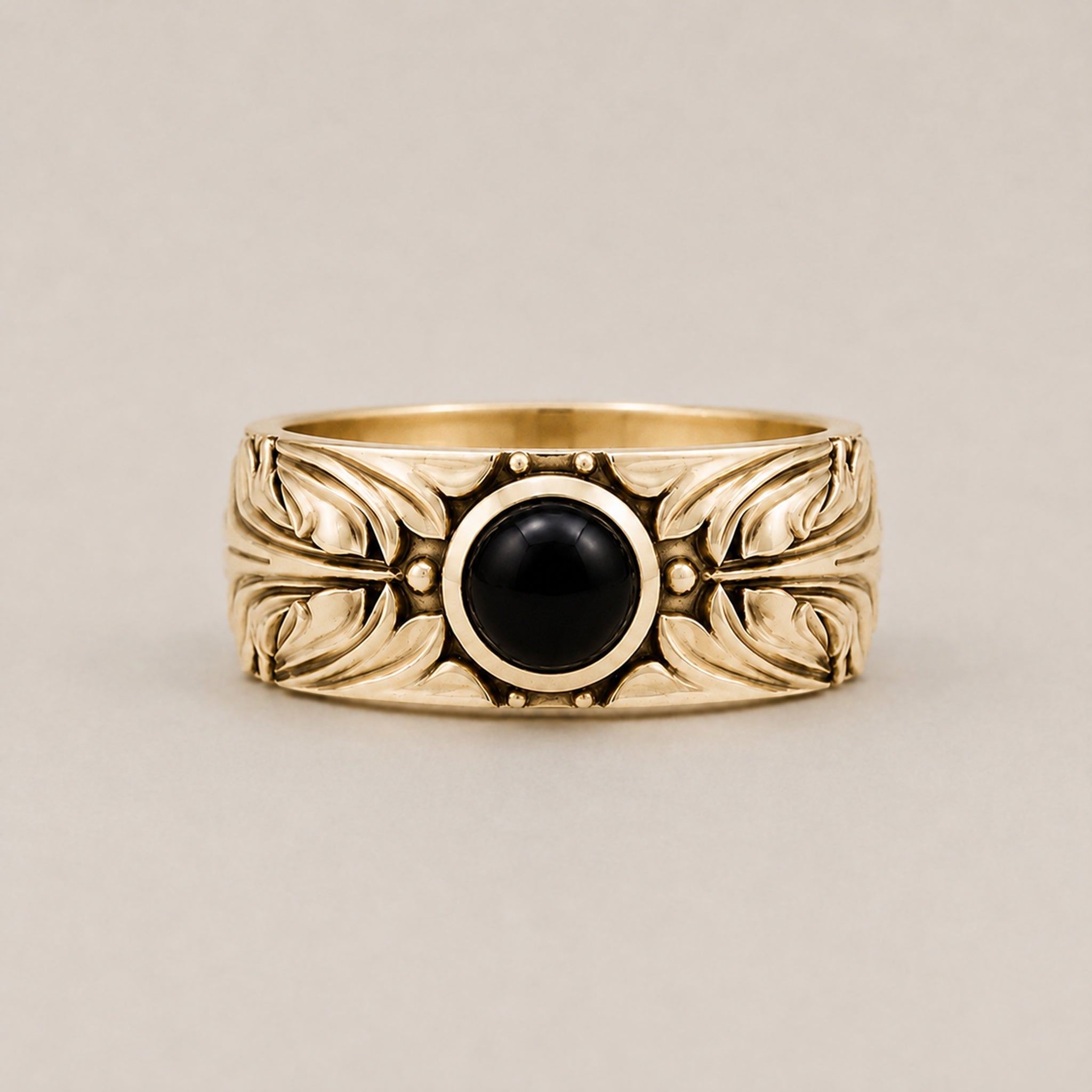 Court Filigree Ring – Onyx Cabochon | 9ct Yellow Gold - BeckonJewel