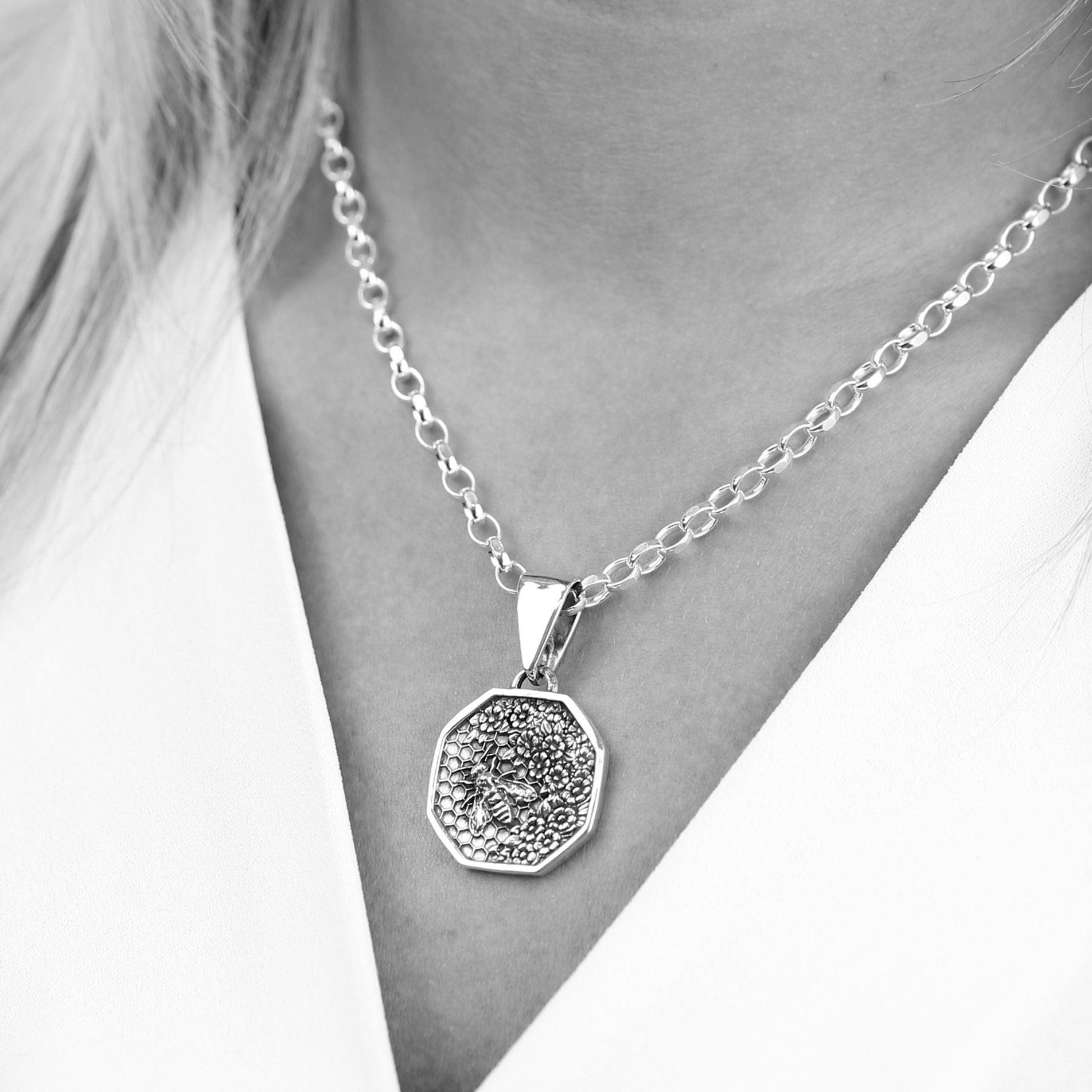 Honeycomb Bee Hex Pendant | Handcrafted 9ct Yellow Gold - BeckonJewel