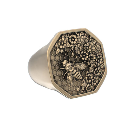 Honeycomb Bee Signet Ring - 9ct Gold - BeckonJewel