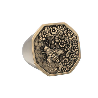 Honeycomb Bee Signet Ring - 9ct Gold - BeckonJewel