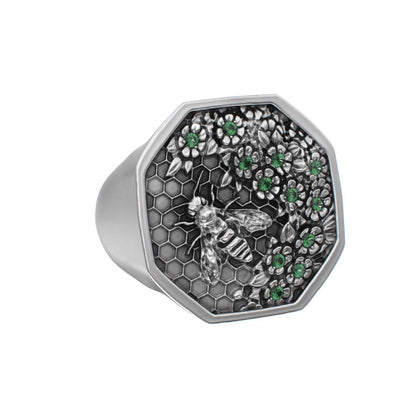 Honeycomb Bee Signet Ring - Emerald